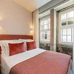 Charming Riverview In Apartamento