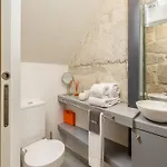 Апартаменты Charming Riverview In Порту