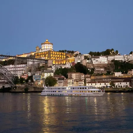 Apartman Charming Riverview In *