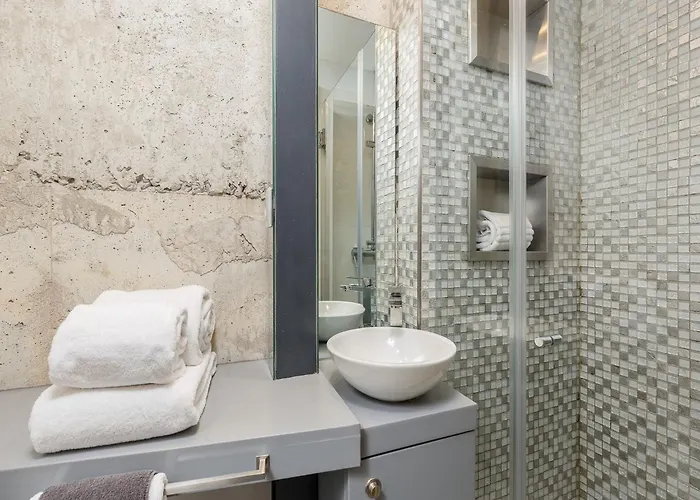 Charming Riverview In Apartman Porto