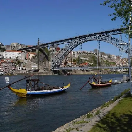 Apartament Charming Riverview In Porto