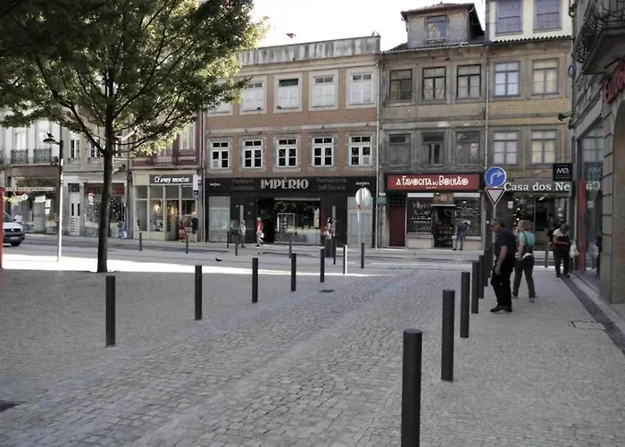 Charming Riverview In דירה